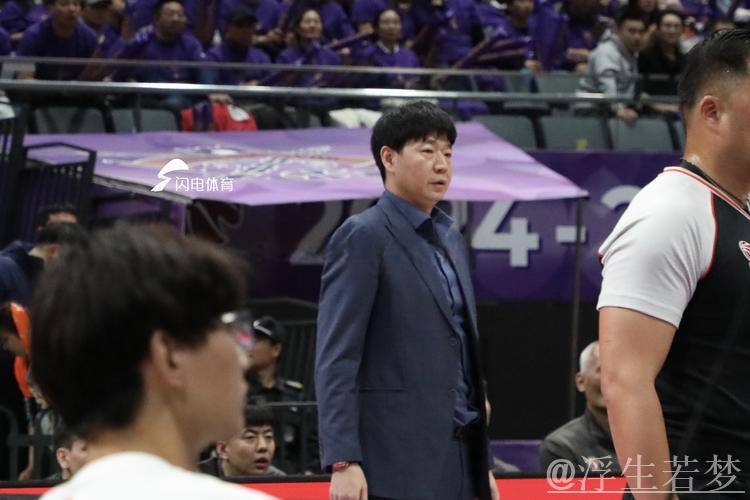 山东男篮发布训练视频：坚持终会收获答案