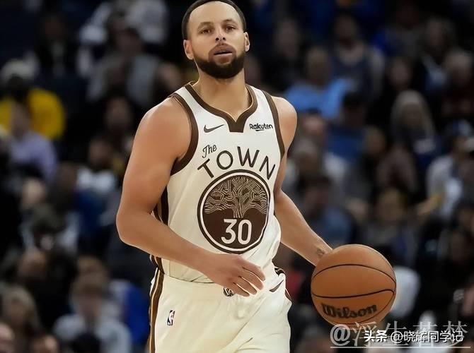 梅尔顿谈与库里配合：不能只依赖他，要保持自己的进攻威胁